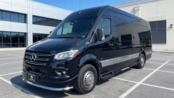 10 passenger sprinter van anaheim