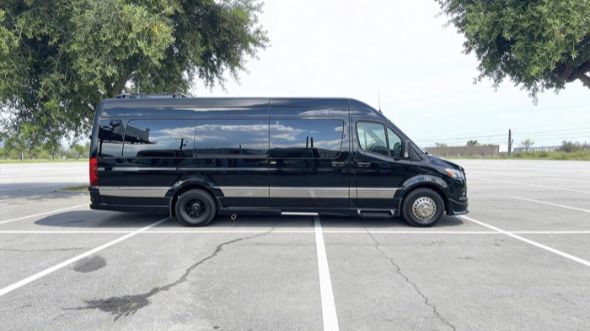 sprinter limousine anaheim
